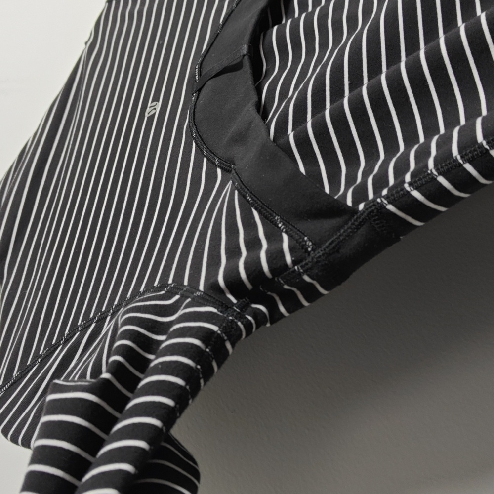 LULULEMON Define Jacket Full Zip Parallel Striped Black and White Size 6 - Picture 15 of 16